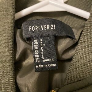 Women’s bomber jacket